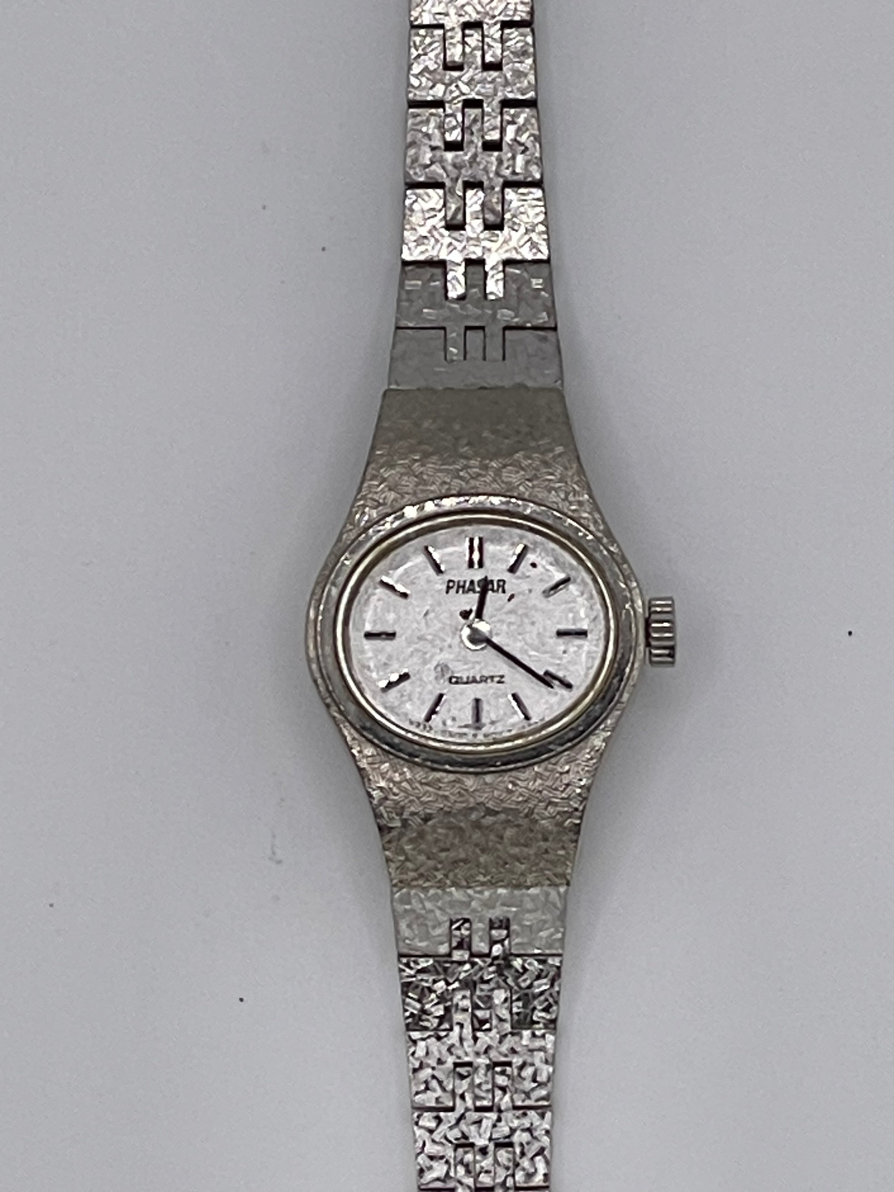 Vintage Phasar Quartz Women’s Watch – Sears Roebuck – Silver Tone Retro Bracelet (1970s–80s) - Pre-Owned