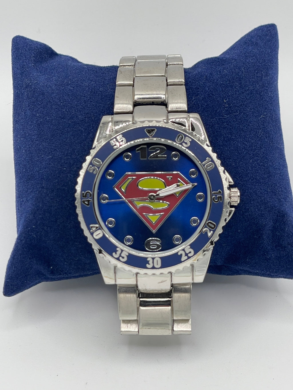 Superman Blue Dial Quartz Wristwatch – Silver Tone Bracelet – DC Comics Fan Collectible - Pre-Owned