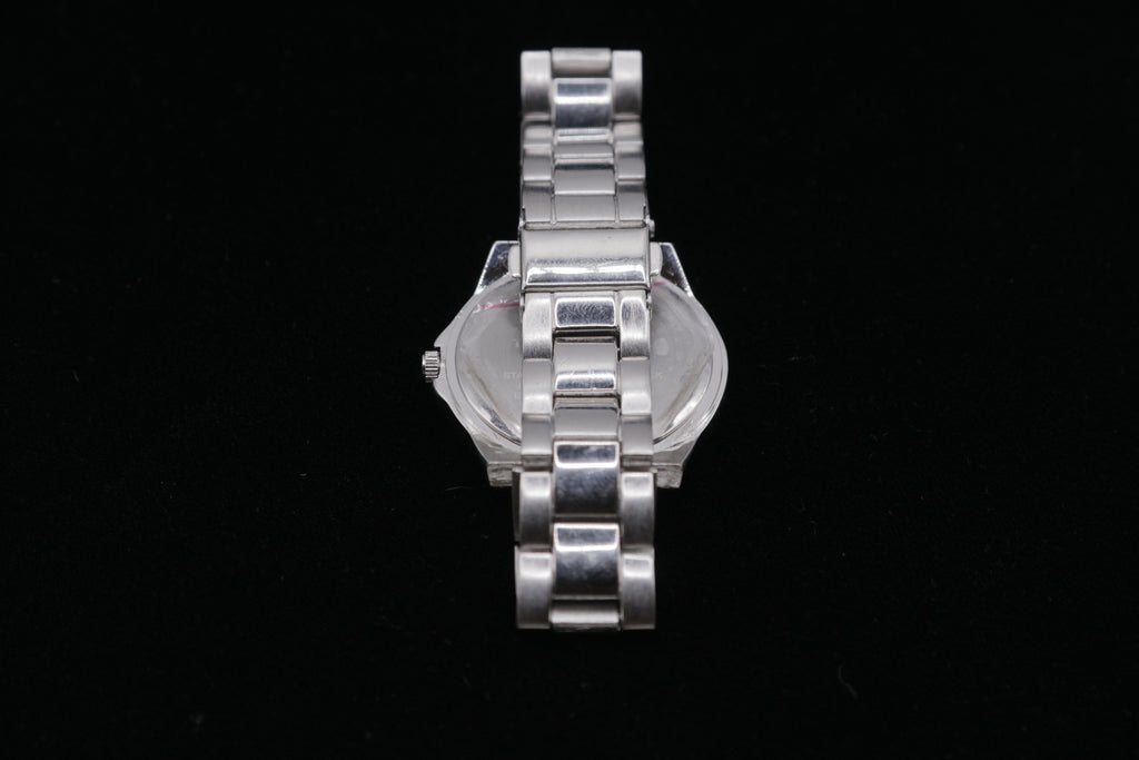Superman Blue Dial Quartz Wristwatch – Silver Tone Bracelet – DC Comics Fan Collectible - Pre-Owned