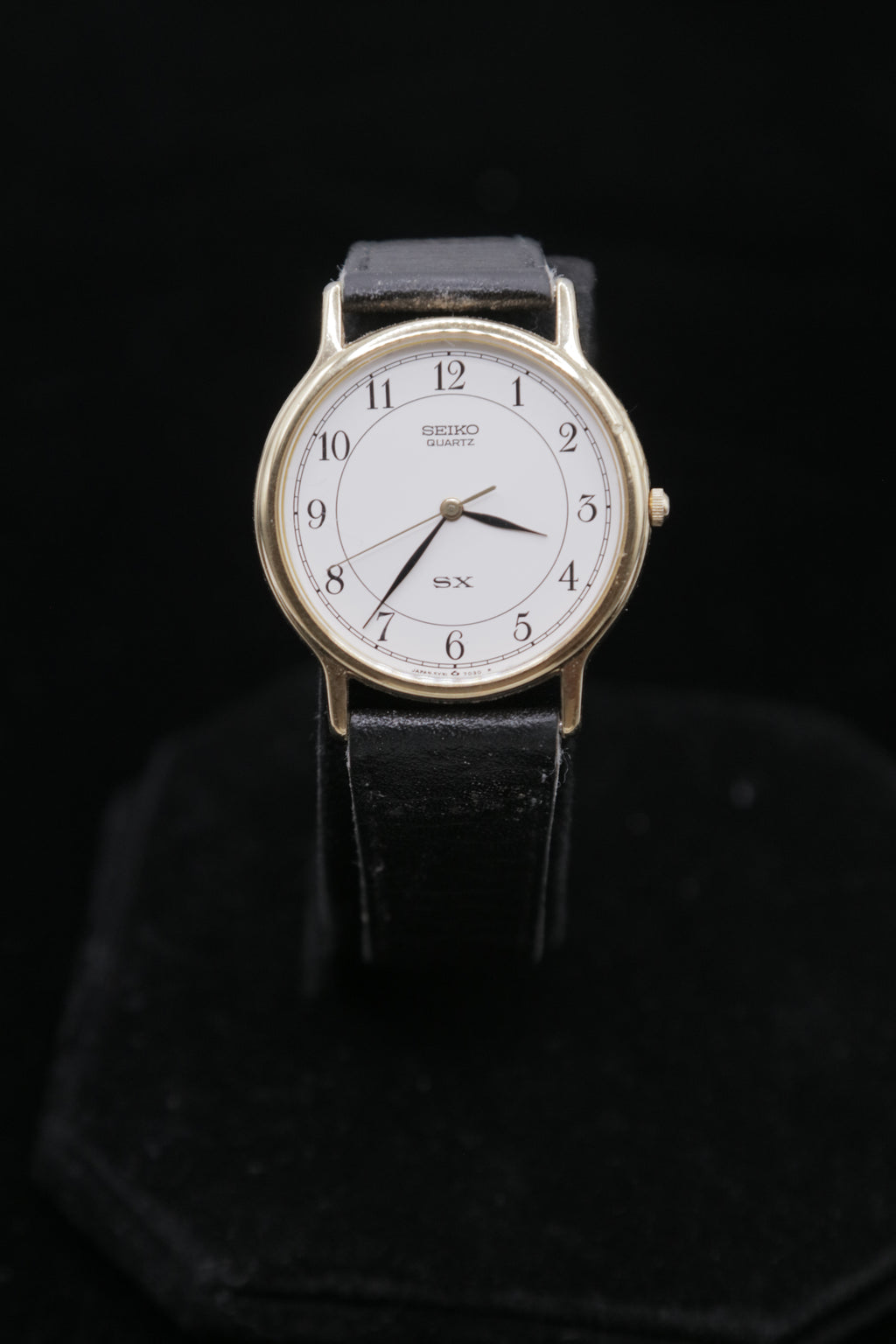 Vintage Seiko Quartz Late 1980s-Early 1990’s Dress Watch – Ref. 5Y31-7000 | Gold-Tone Minimalist | Japan Made - Pre-Owned