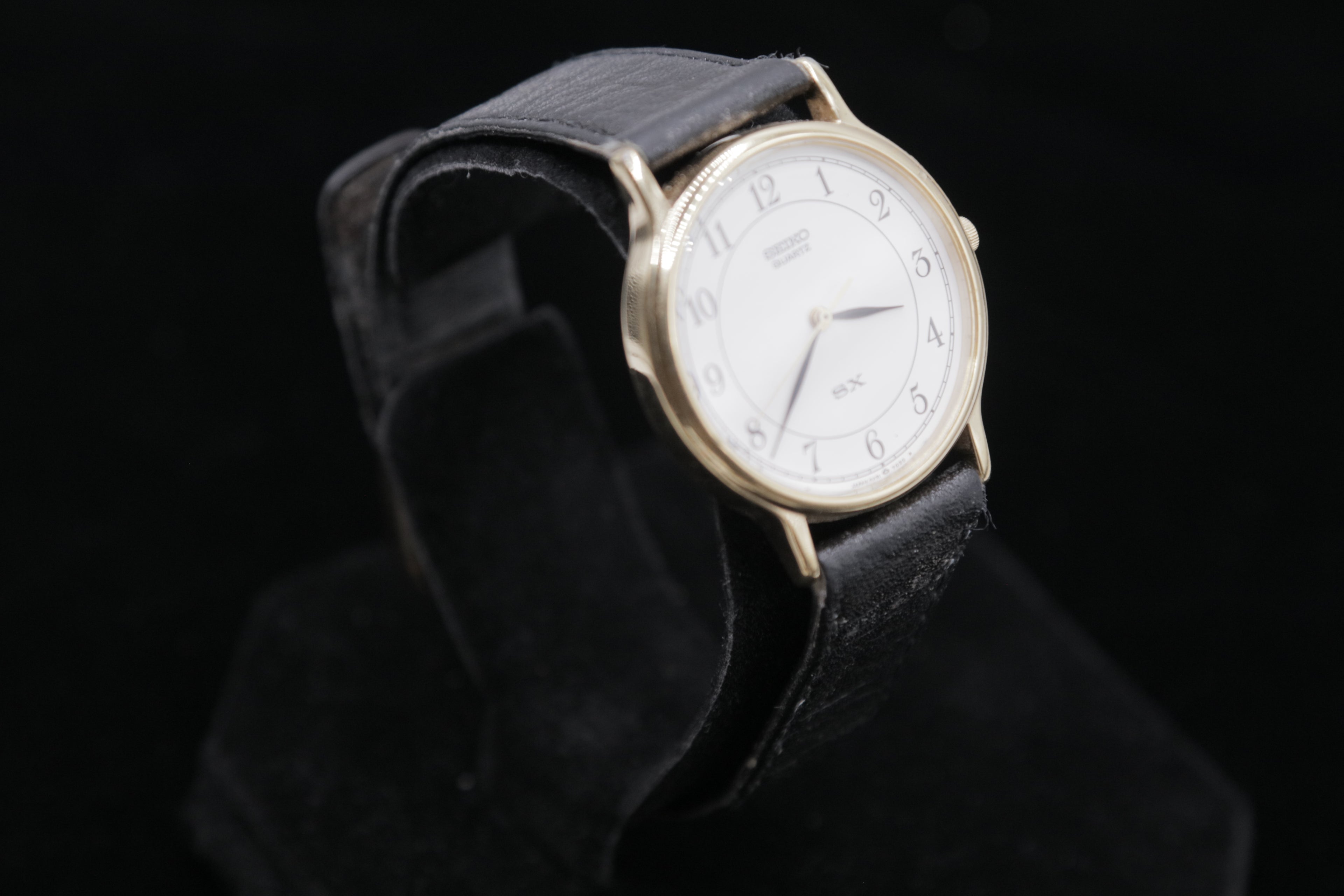 Vintage Seiko Quartz Late 1980s-Early 1990’s Dress Watch – Ref. 5Y31-7000 | Gold-Tone Minimalist | Japan Made - Pre-Owned