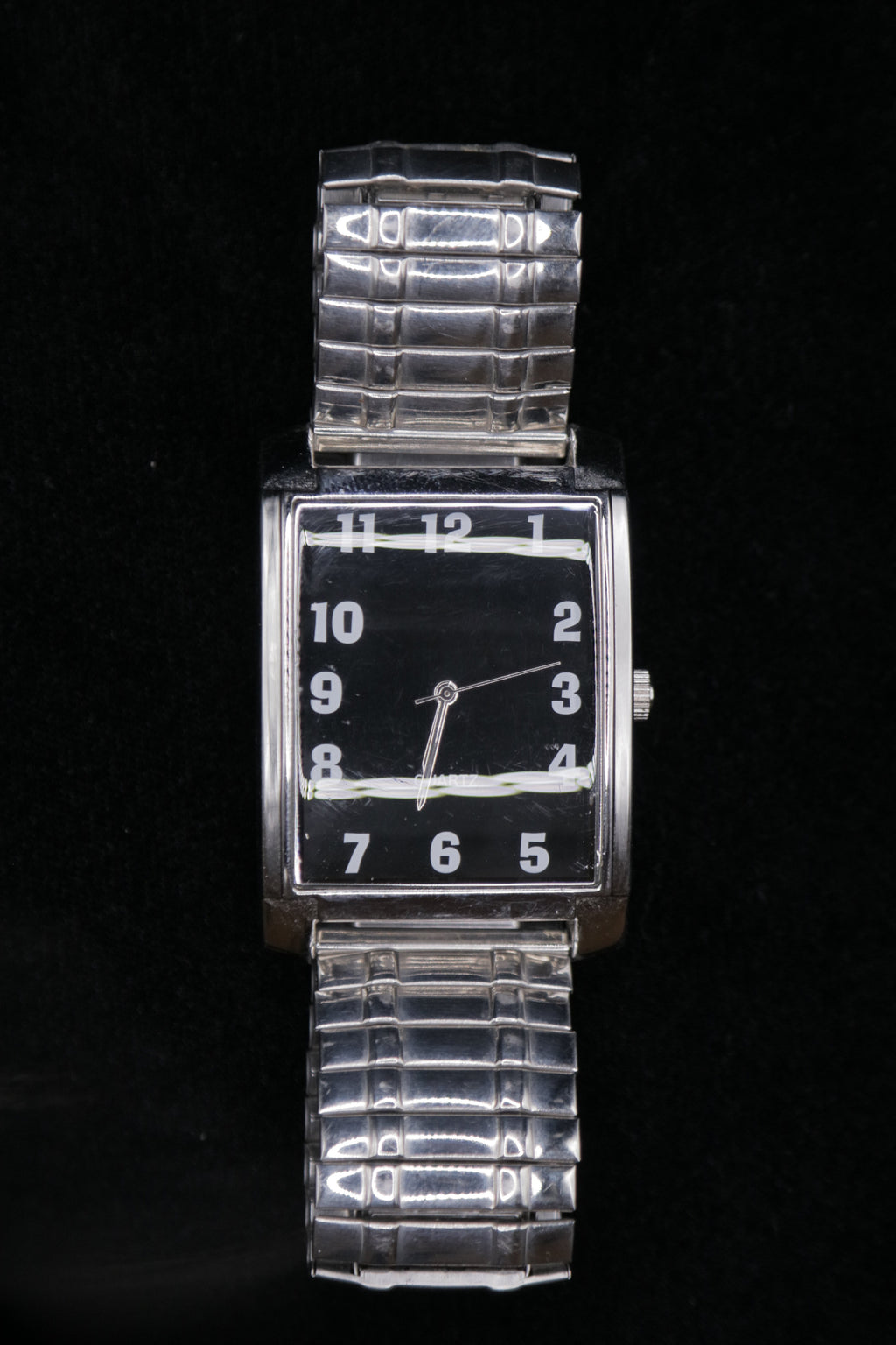Vintage Quartz Rectangular Dress Watch Black Dial Silver-Tone Stretch Band