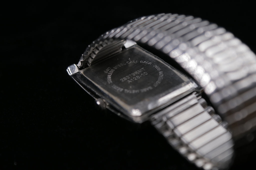 Vintage Quartz Rectangular Dress Watch Black Dial Silver-Tone Stretch Band