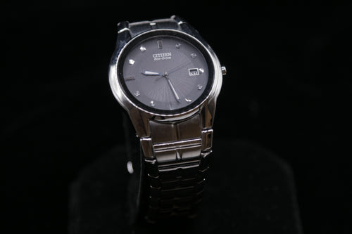 Citizen Eco-Drive Stainless Steel Black Dial Date Watch - 2000’s-2010’s - Pre-Owned