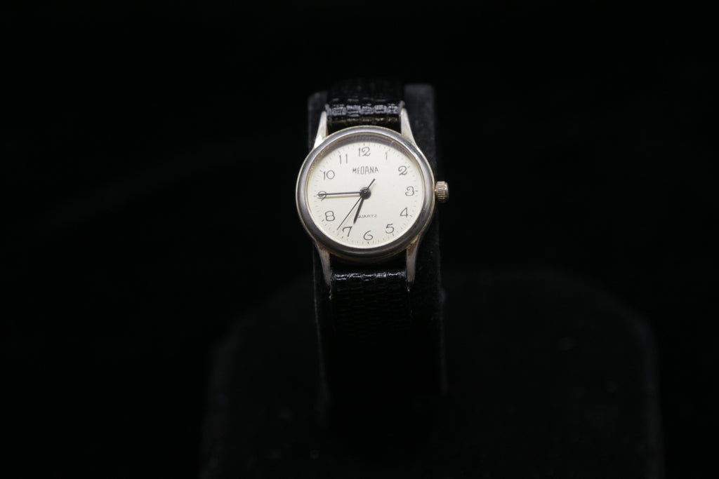Vintage Medana Ladies Manual Wind Wristwatch – Silver Tone Case White Dial
