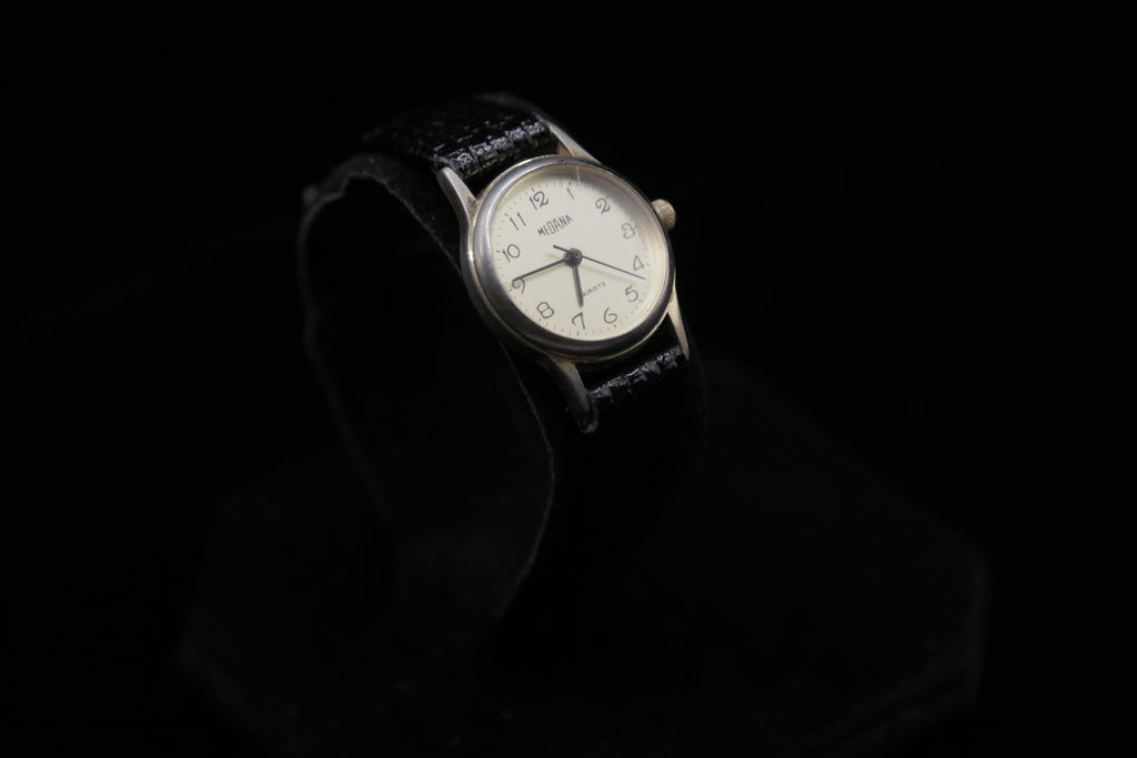 Vintage Medana Ladies Manual Wind Wristwatch – Silver Tone Case White Dial